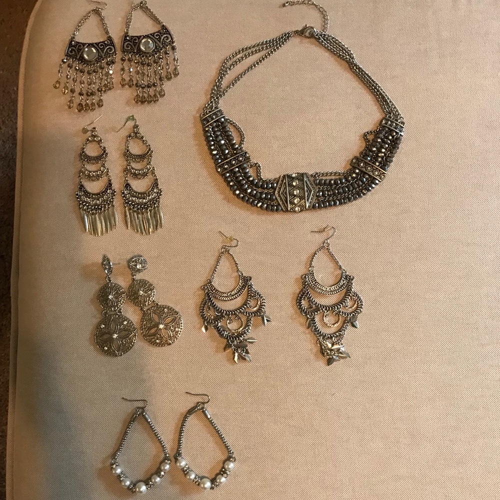 Bundle of jewelry!!! Purchased from Buckle